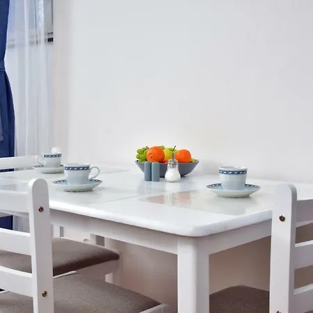 Studio Dana Apartment